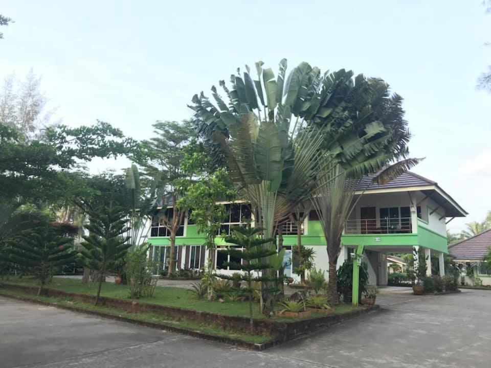 Had Lamae Resort Ban Pak Nam Lamae Exterior photo